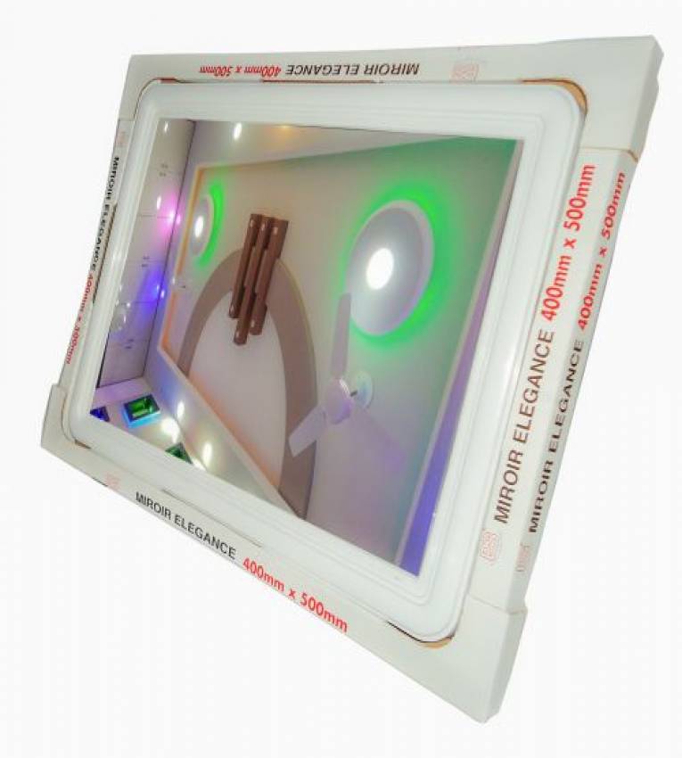 Miroir Murale de sale de Bain avec un cadre en Plastique de Taille 400 x 500 mm