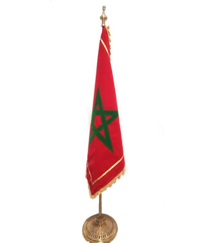 Le drapeau marocain ajoute un bel éclat à votre bureau