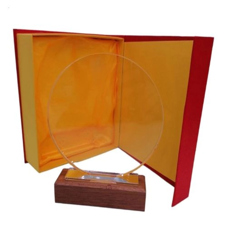 تميّز بتميز تصميمك على جائزة زجاجية فريدة بشكل دائري Teal Circle. إعلانك المميز بأناقة. 🏆 #جوائز_مخصصة #إعلانات_ترويجية