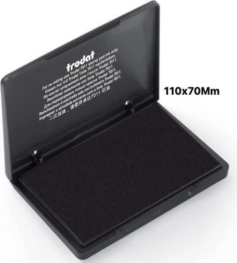 Encreur classique Trodat noir au format 110×70 mm, assurant un encrage uniforme et une impression nette.